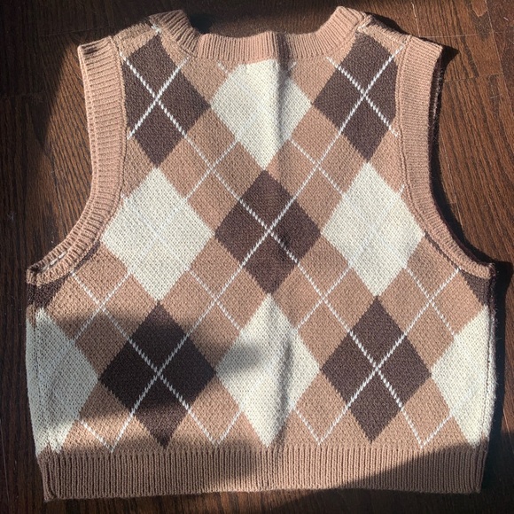 Sweater vest - Picture 2 of 3